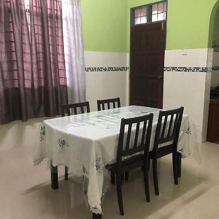 Afza Homestay Sura Free Unifi Kampong Sura Masjid Eksteriør billede